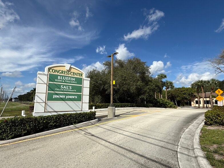 More Photos Of 861 Yamato Rd, Boca Raton General Retail For Lease