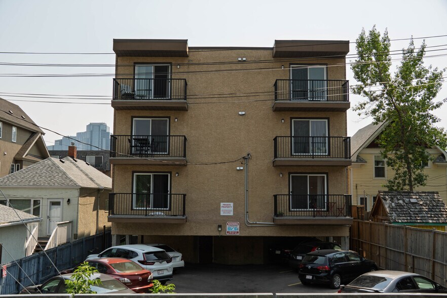 More Photos Of 928 3 Av NW, Calgary Multifamily For Sale