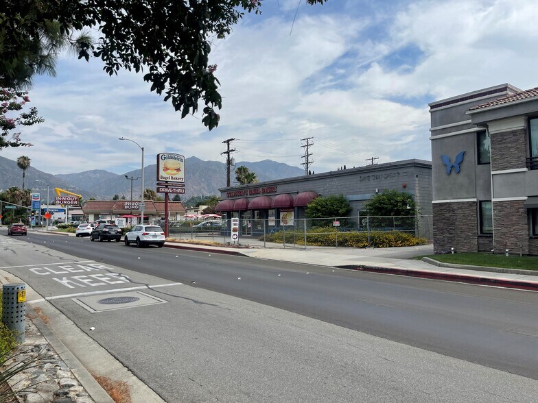 More Photos Of 408-412 N Santa Anita Ave, Arcadia Fast Food For Lease