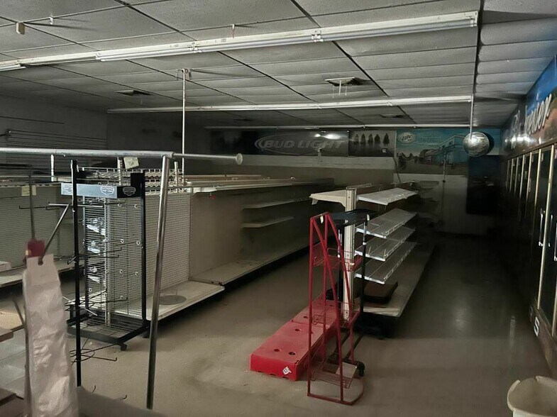 More Photos Of 5459 FM 624, Robstown Service Station For Sale