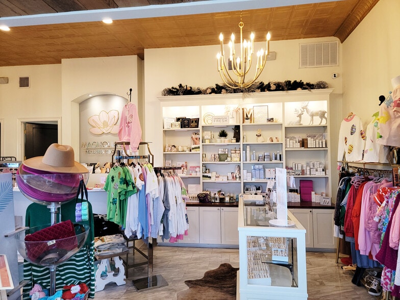 More Photos Of 520-524 Front St, Natchitoches Storefront Retail Residential For Sale