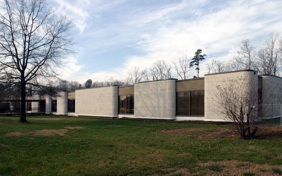 More Photos Of 8149 Walnut Grove Rd, Mechanicsville Office For Lease