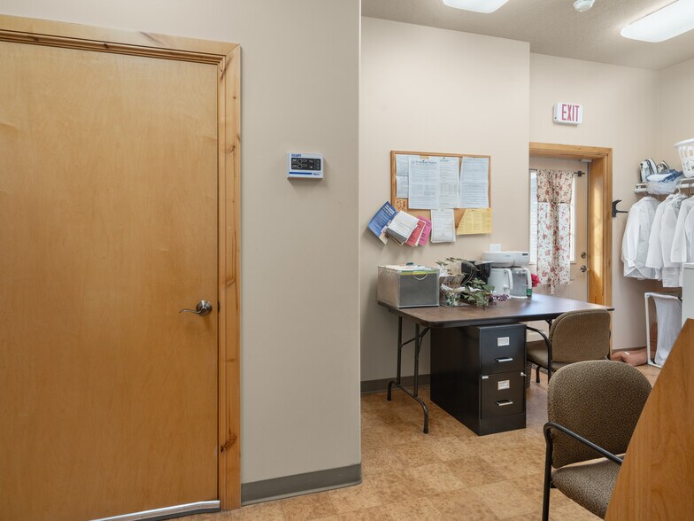 More Photos Of 237 S 7400 E, Huntsville Freestanding For Sale