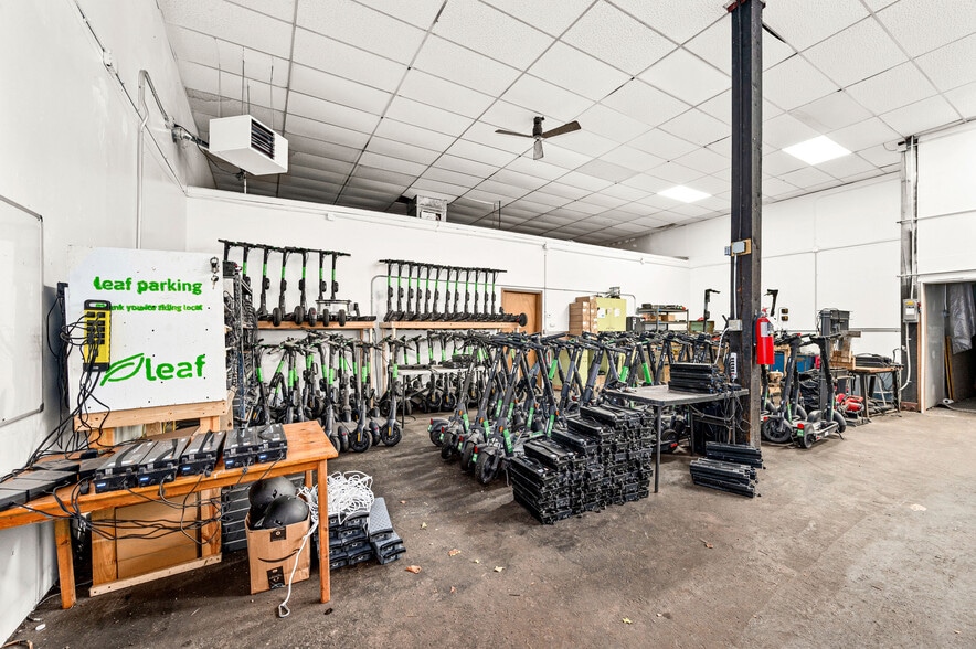More Photos Of 350 Garfield Ave, Duluth Warehouse For Lease