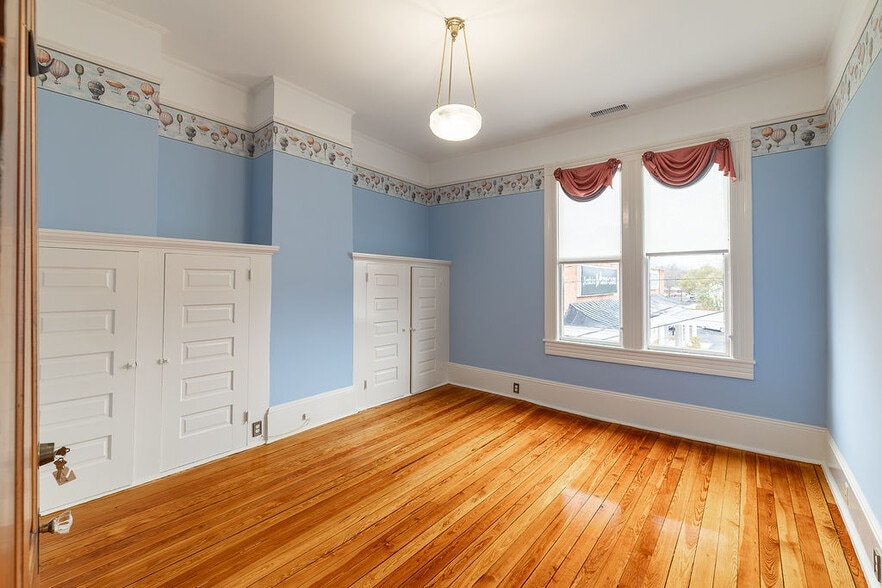 More Photos Of 892 Prince Ave, Athens Medical For Lease