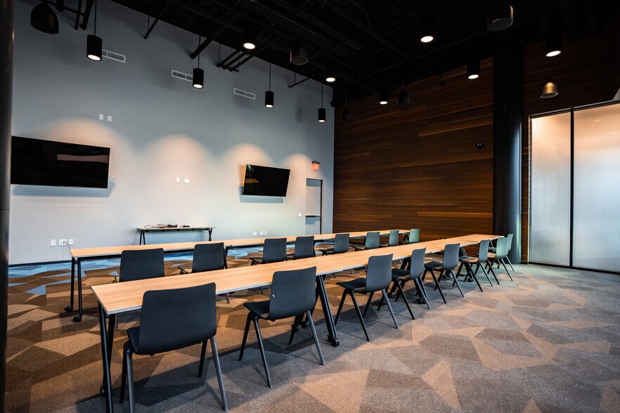 More Photos Of 323 State St, La Crosse Apartments For Sale