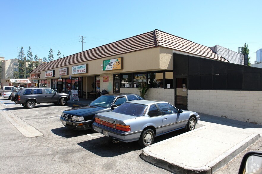 More Photos Of 11032-11042 Ventura Blvd, Studio City Storefront For Lease