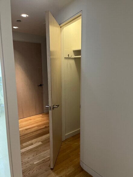 More Photos Of 1650 Jackson St, San Francisco Apartments For Sale