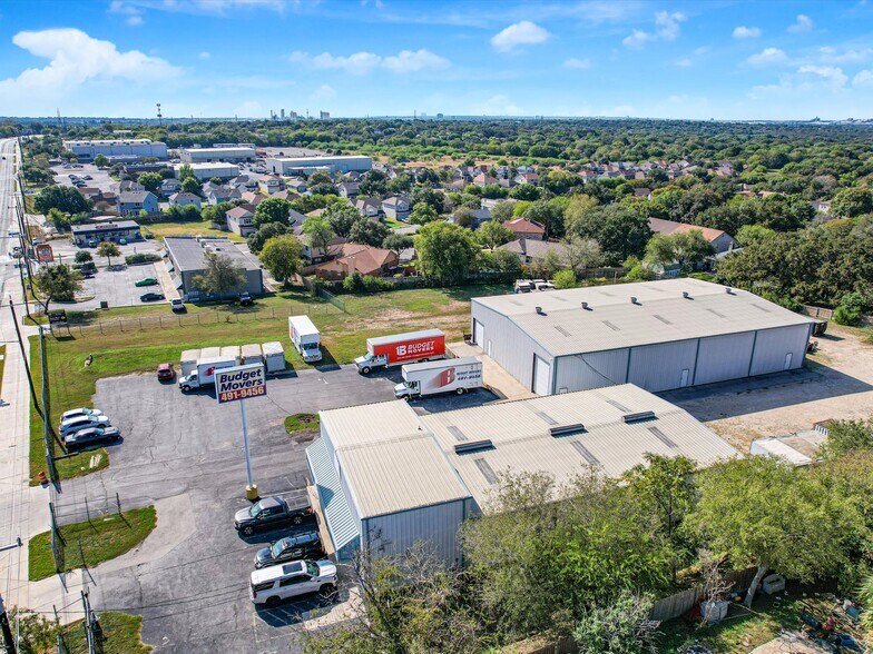 More Photos Of 15279 Bulverde Rd, San Antonio Warehouse For Sale