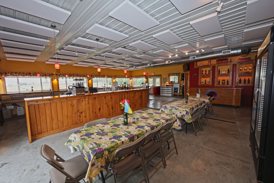 More Photos Of 7785 Hill Rd, Watervliet Specialty For Sale