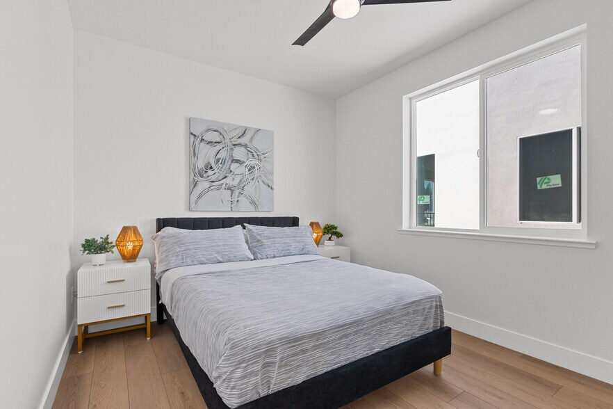 More Photos Of 4821 Chippendale Dr, Sacramento Multifamily For Sale