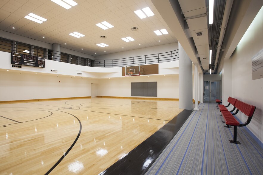 More Photos Of 200 S Biscayne Blvd, Miami Office For Lease