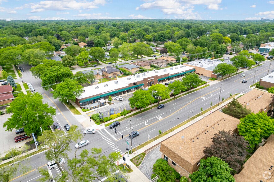 More Photos Of 4124-4150 Dempster St, Skokie Storefront Retail Office For Lease