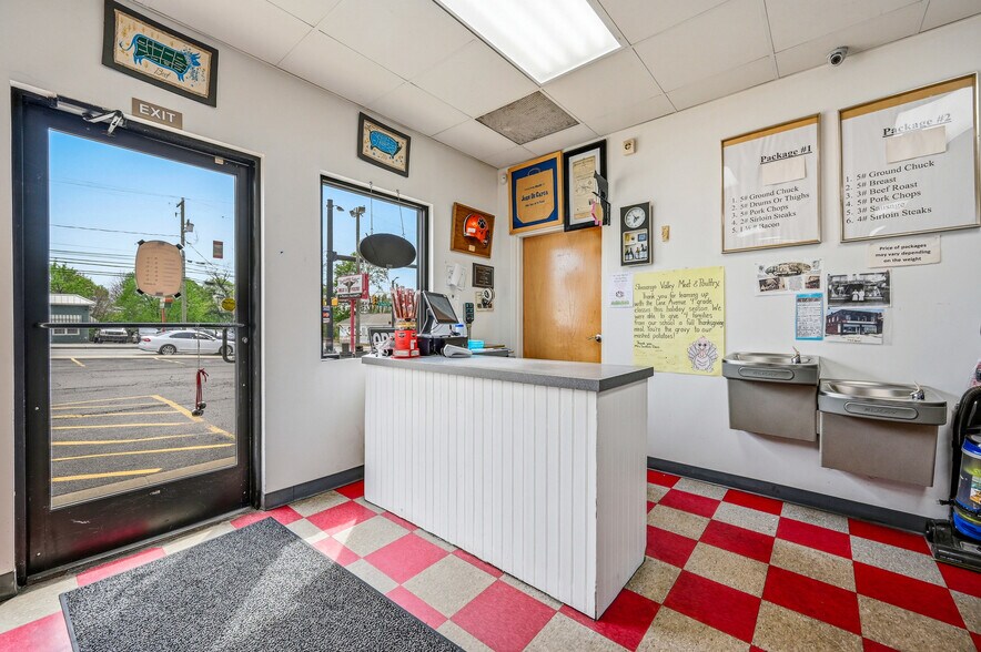 More Photos Of 1215 E State St, Sharon Freestanding For Sale