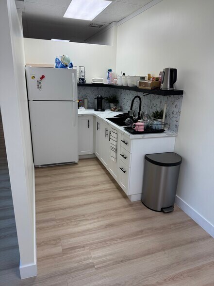 More Photos Of 235 1st Ave, Kamloops Office For Lease