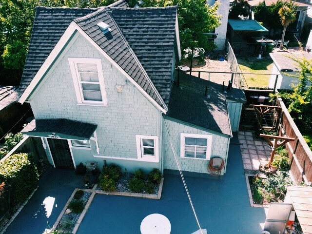 More Photos Of 1033 Magnolia St, Oakland Apartments For Sale