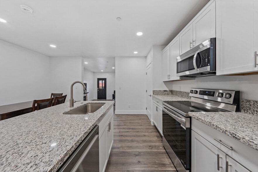 More Photos Of 1929 US-395, Gardnerville Apartments For Sale