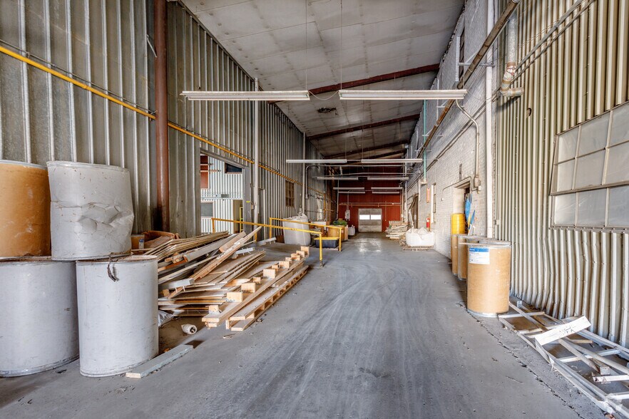 More Photos Of 512 S Main St, Carrollton Warehouse For Lease