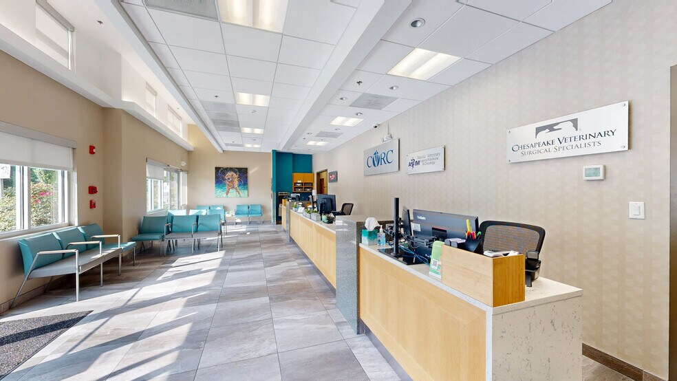 More Photos Of 10000 Old Columbia Rd, Columbia Storefront For Lease