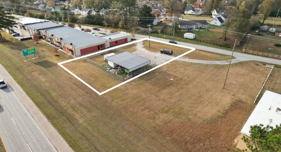 More Photos Of 325 New Neely Ferry Rd, Mauldin Warehouse For Lease