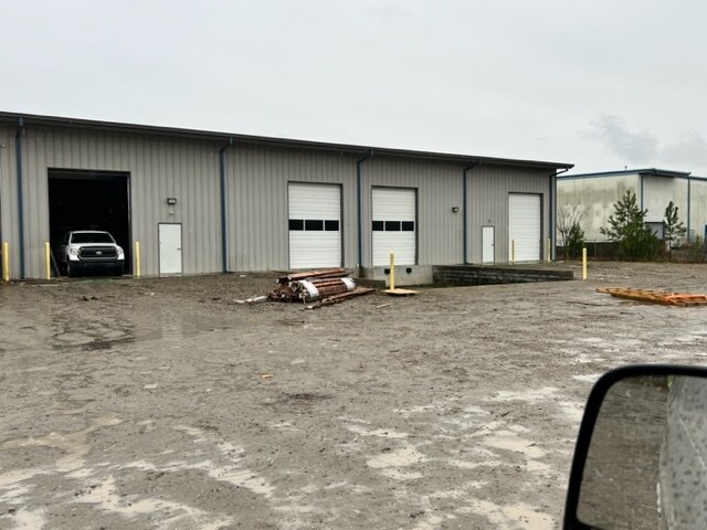 More Photos Of 171 Gardner Lacy Rd, Myrtle Beach Light Manufacturing For Lease