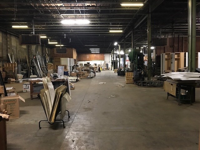 More Photos Of 1115 Mt Vernon St, Camden Warehouse For Lease