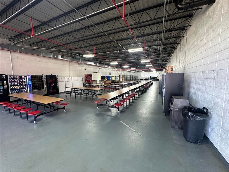 More Photos Of 1000 Bicycle Way, Manning Distribution For Lease