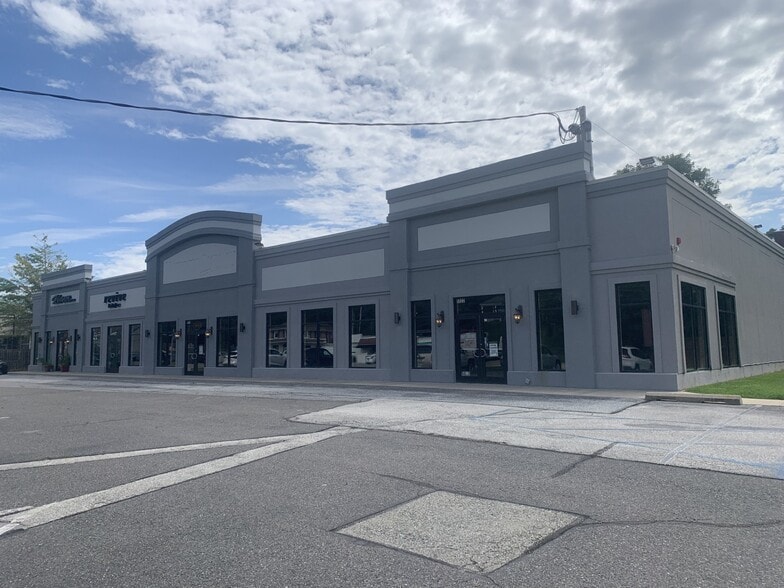 Primary Photo Of 5014-5022 West Chester Pike, Newtown Square Storefront Retail Office For Sale