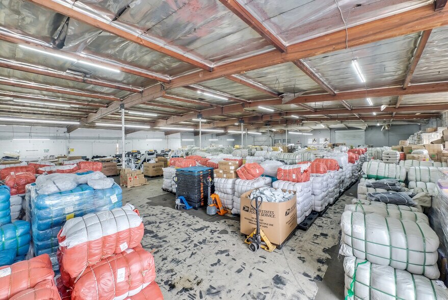 More Photos Of 17939 E Rowland St, City of Industry Manufacturing For Sale