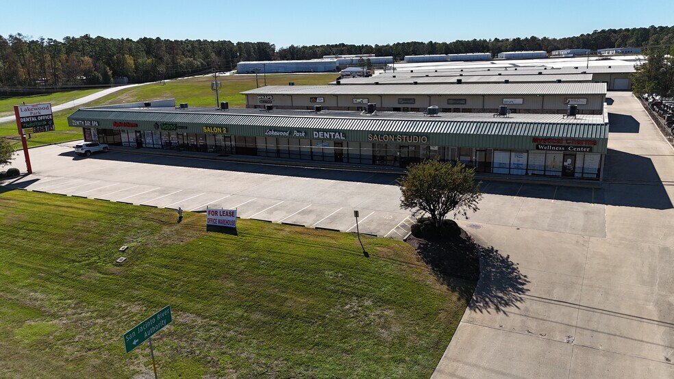 More Photos Of 13843 Highway 105, Conroe Warehouse For Sale