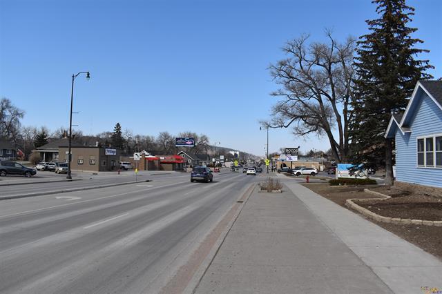 More Photos Of 1508 Mount Rushmore Rd, Rapid City Office For Sale