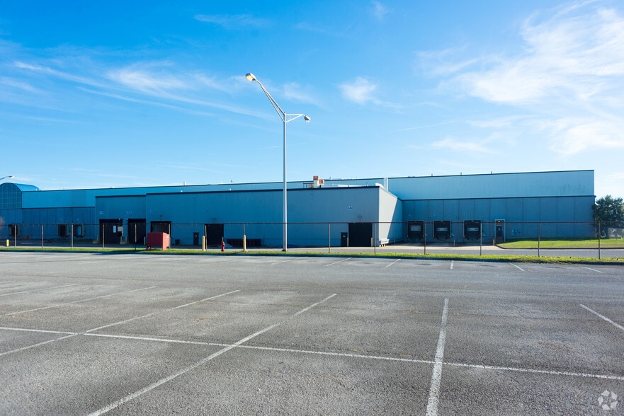 More Photos Of 646 James Record Rd, Huntsville Manufacturing For Lease