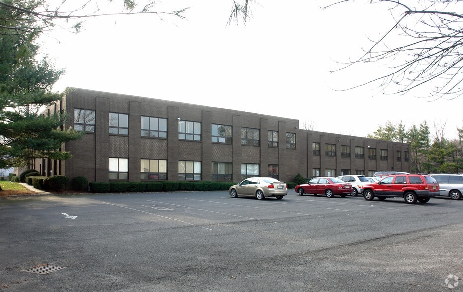 200 Central Ave, Mountainside, NJ 07092 Office For Lease