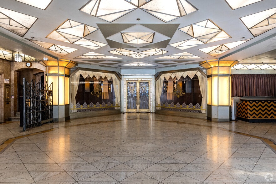 More Photos Of 617 S Olive St, Los Angeles Office For Lease