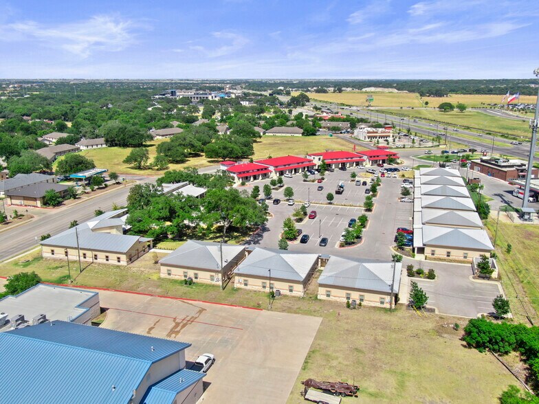 More Photos Of 3001 Joe Dimaggio Blvd, Round Rock Office For Sale