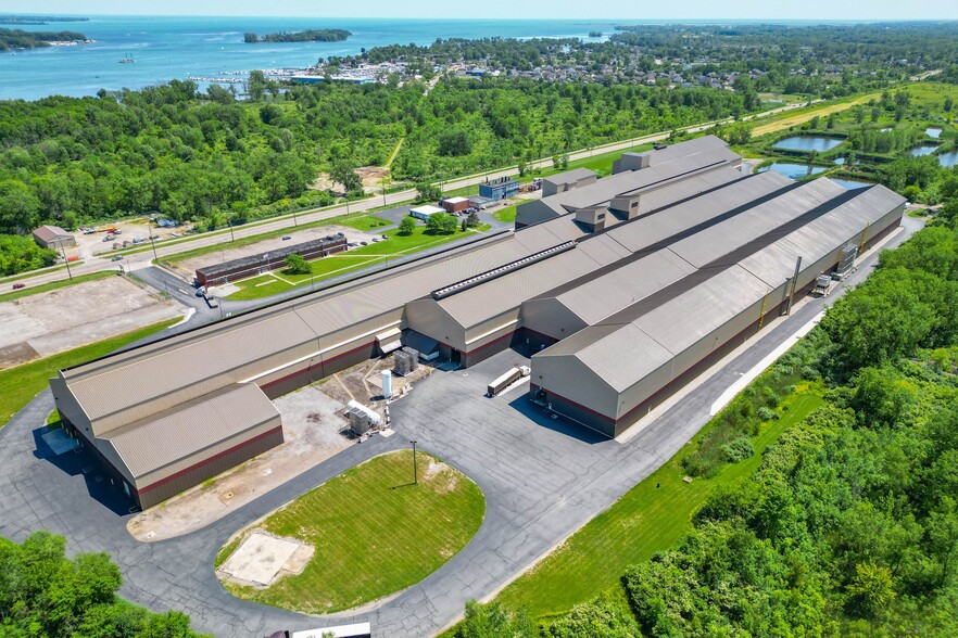 More Photos Of 28000 W Jefferson Ave, Gibraltar Manufacturing For Sale