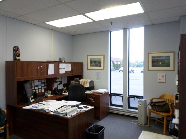 300 Laird St, Wilkes Barre, PA 18702 Office For Lease