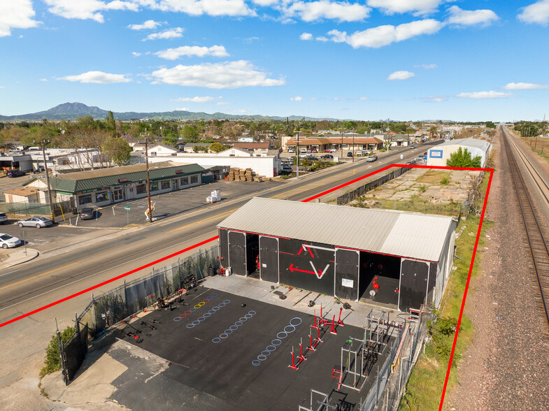 More Photos Of 3850 Main St, Oakley Storefront Retail Office For Sale