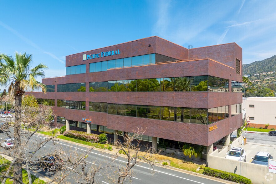 More Photos Of 1000 N Central Ave, Glendale Office For Lease