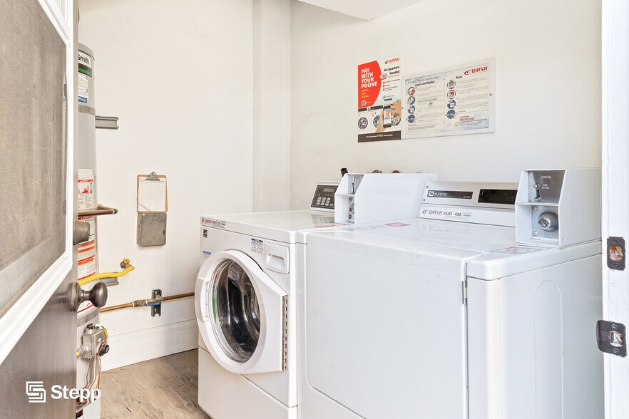 More Photos Of 244-246 Coronado Ave, Long Beach Apartments For Sale