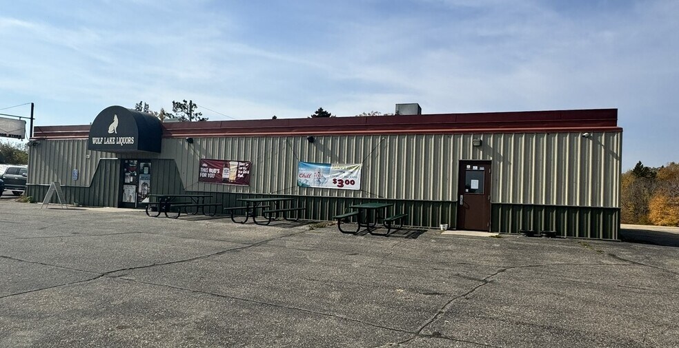 More Photos Of 120 Manninen Ave, Wolf Lake Specialty For Sale