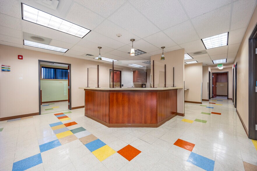 More Photos Of 829 Goethals Dr, Richland Office For Lease