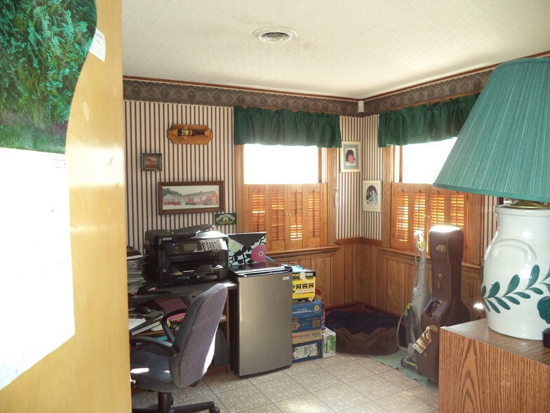 More Photos Of 1391 Hooksett Rd, Hooksett Restaurant For Sale