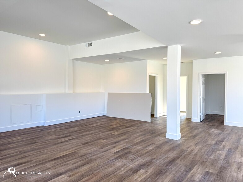More Photos Of 1927 Piedmont Cir NE, Atlanta Storefront Retail Office For Lease