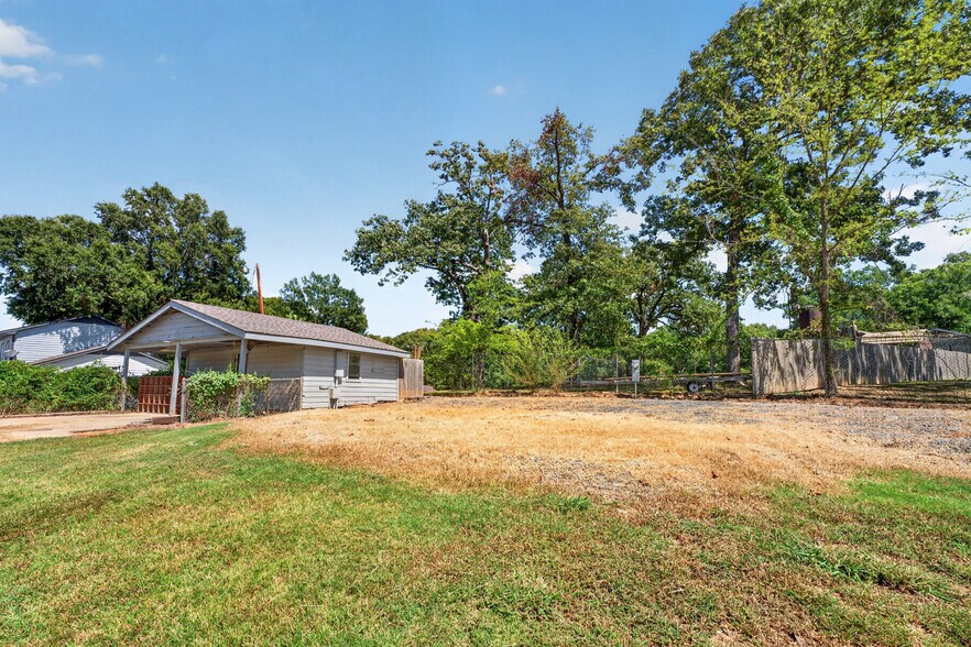 More Photos Of 505 Bub Hayner Rd, Karnack Apartments For Sale