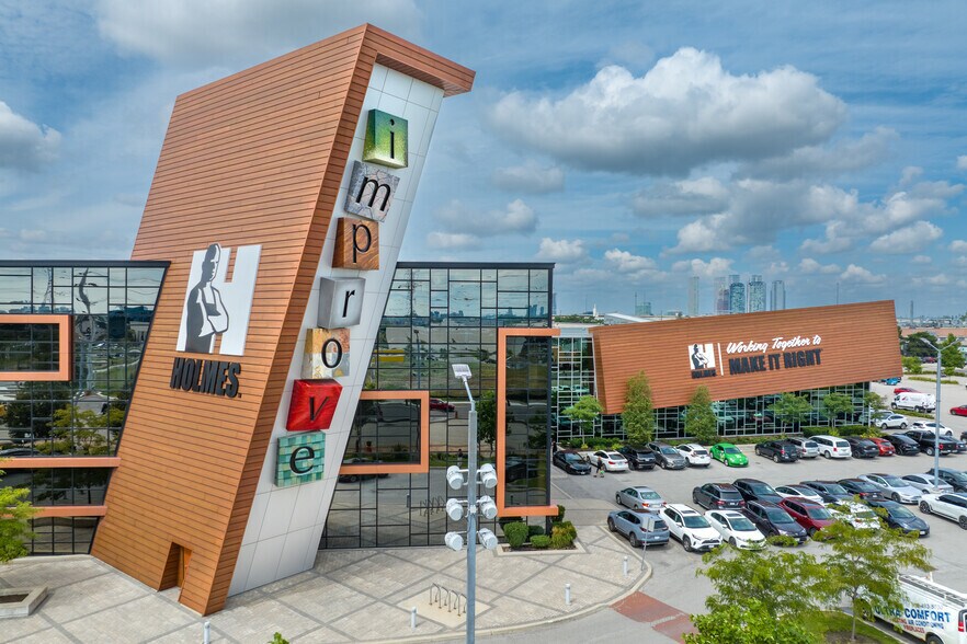 More Photos Of 7250 Keele St, Vaughan General Retail For Lease