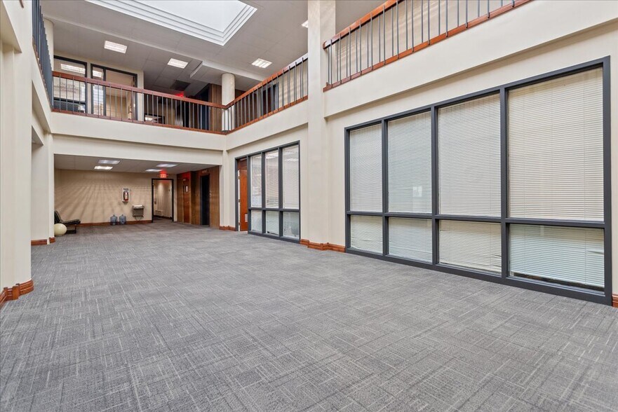 More Photos Of 1803-1807 Capitol Ave, Cheyenne Office For Sale