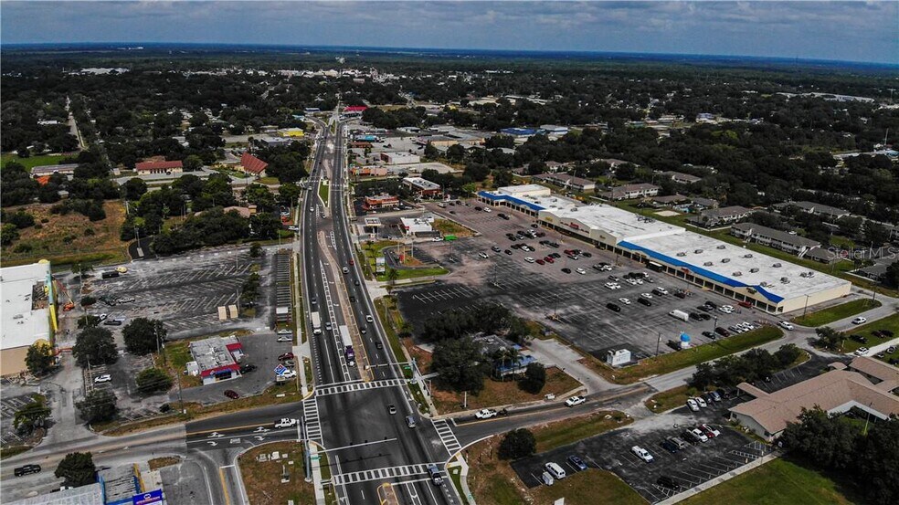 More Photos Of 1409 E Oak St, Arcadia Storefront Retail Office For Sale