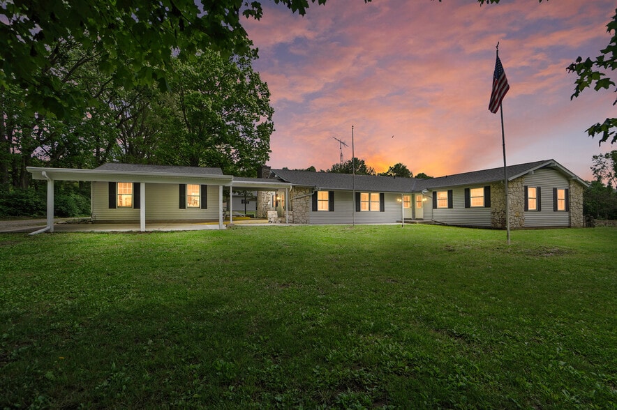 More Photos Of 2996 Millville Shandon Rd, Hamilton Specialty For Sale