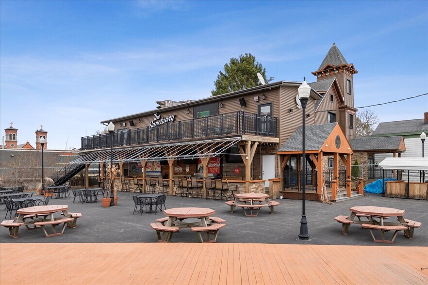 More Photos Of 728 Court St, Utica Restaurant For Sale